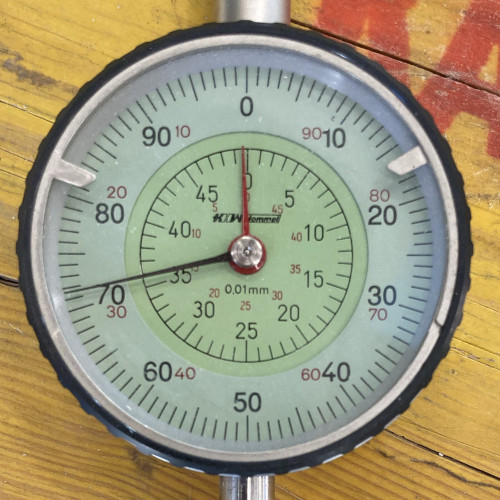 analogue gauge
